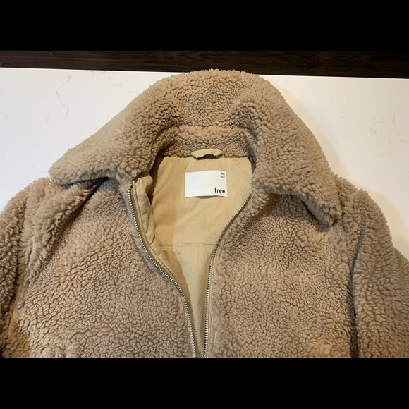 Wilfred Free Cropped Teddy Bear Coat - Picture 2 of 2